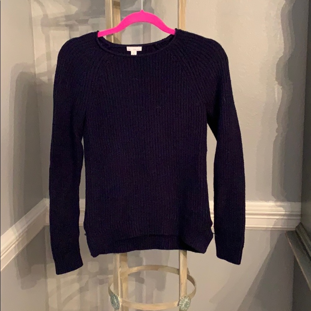 Navy ribbed sweater